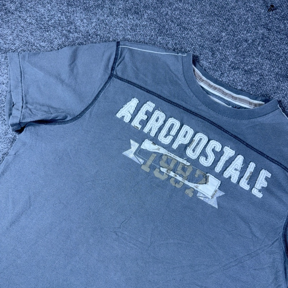Y2K Aeropostale Mens XL Blue Graphic T-Shirt Distressed Applique Short Sleeve